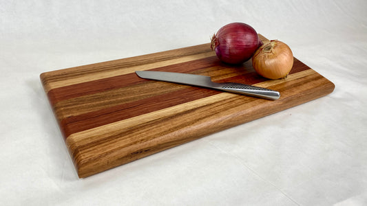Eucalypt serving board (recycled) 500x230