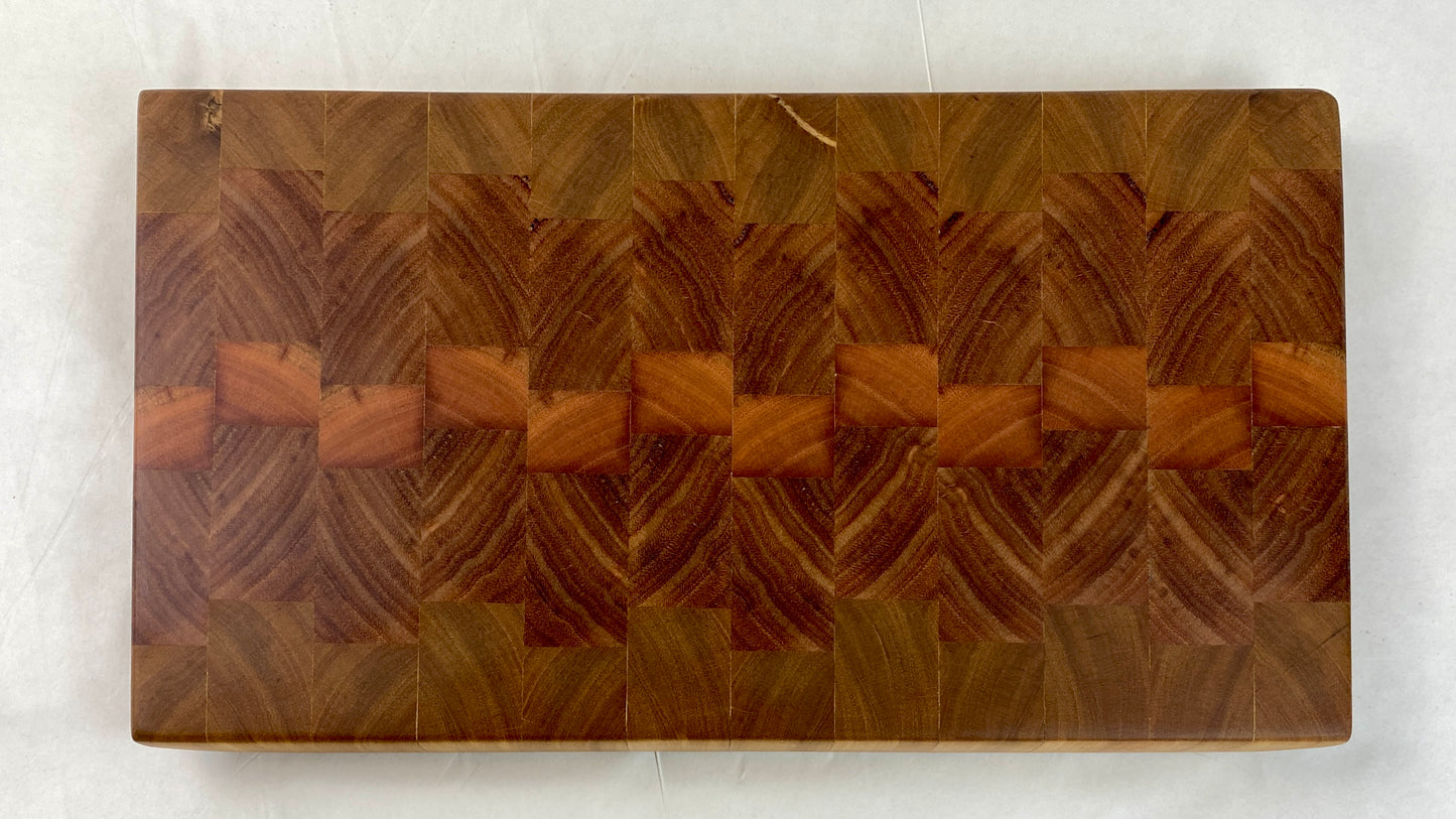 End grain chopping board (recycled) 410x230