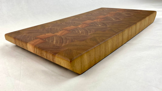 End grain chopping board (recycled) 410x230